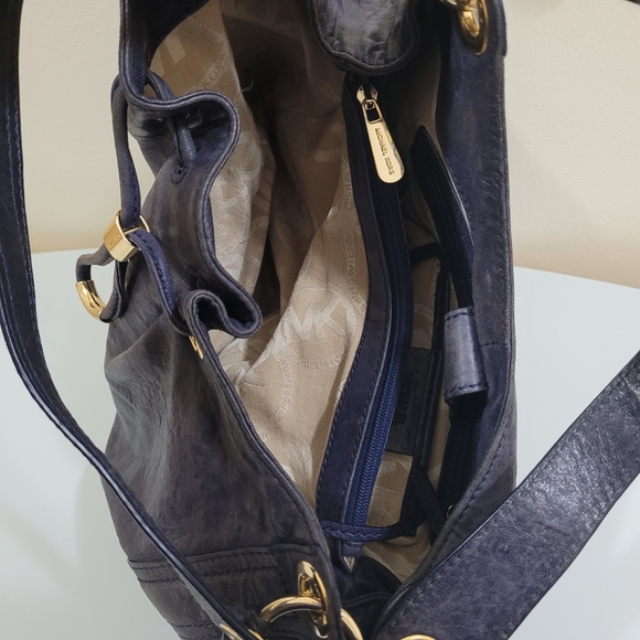 Michael kors bag - Picture 4 of 14